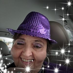 Meet your Posher, Christine